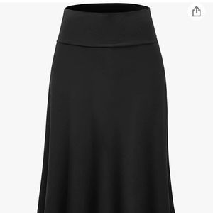 Knee length easy black skirt